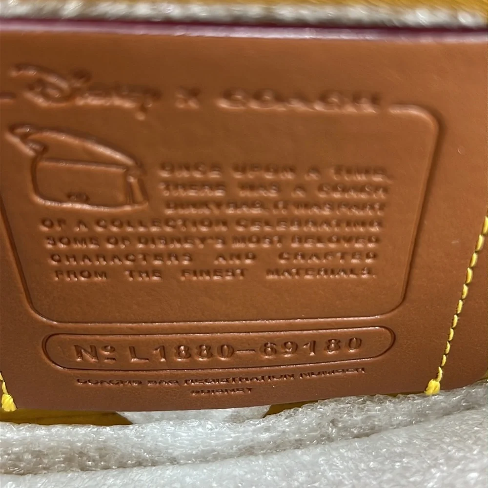 Coach x Disney Minnie Mouse Dinky Crossbody - Picture 9 of 15